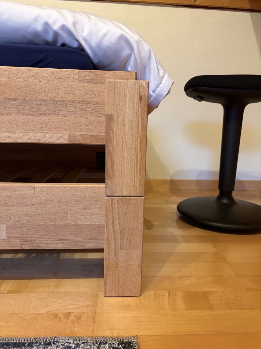 Lits: Stapelbett aus Holz – D'occasion à St. Moritz par giiiada_ 1
