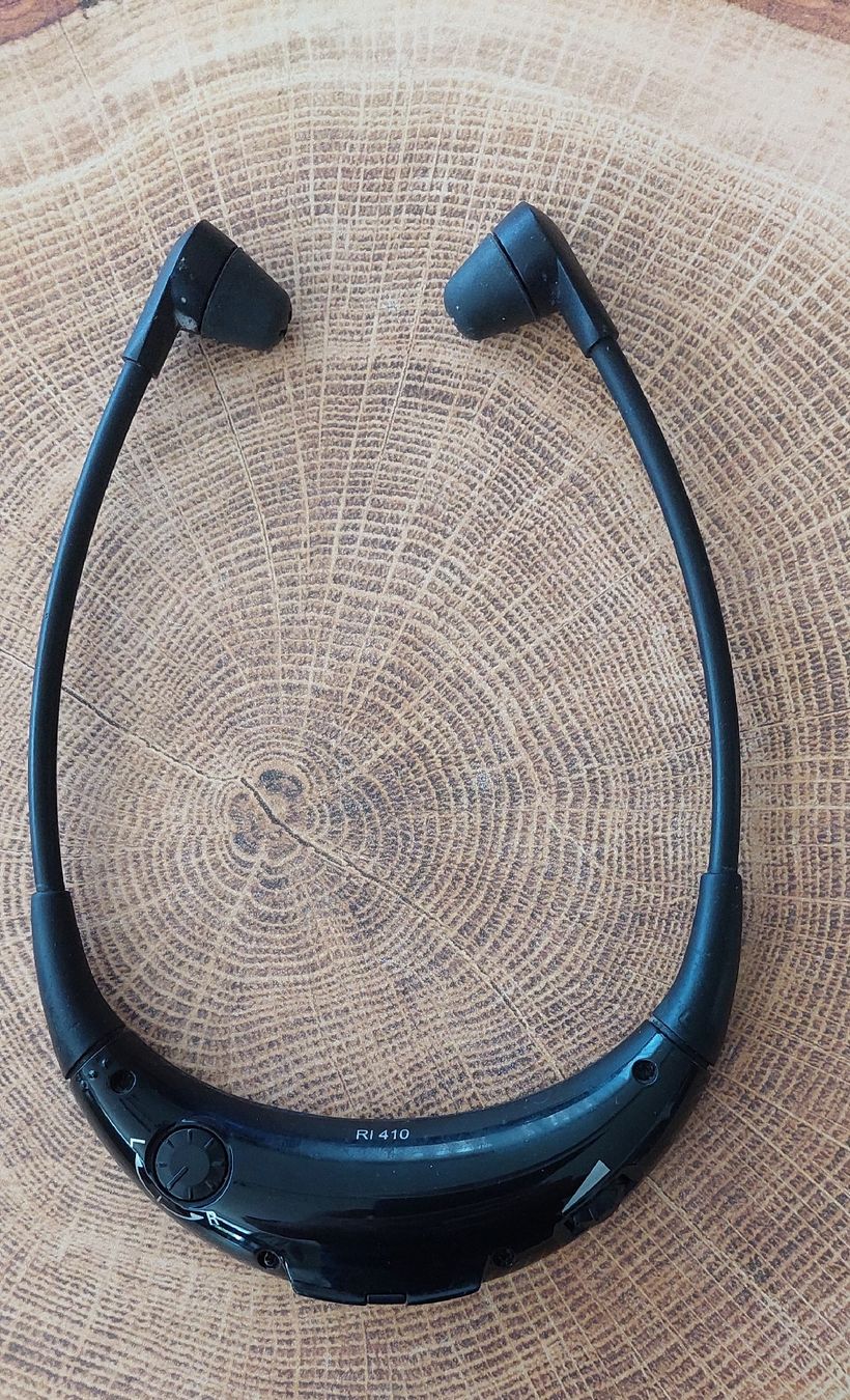 Sennheiser Cuffie: Sennheiser Infrarot Kopfhörer RI410 – Usato da Bauma venduto da rtvstr 1