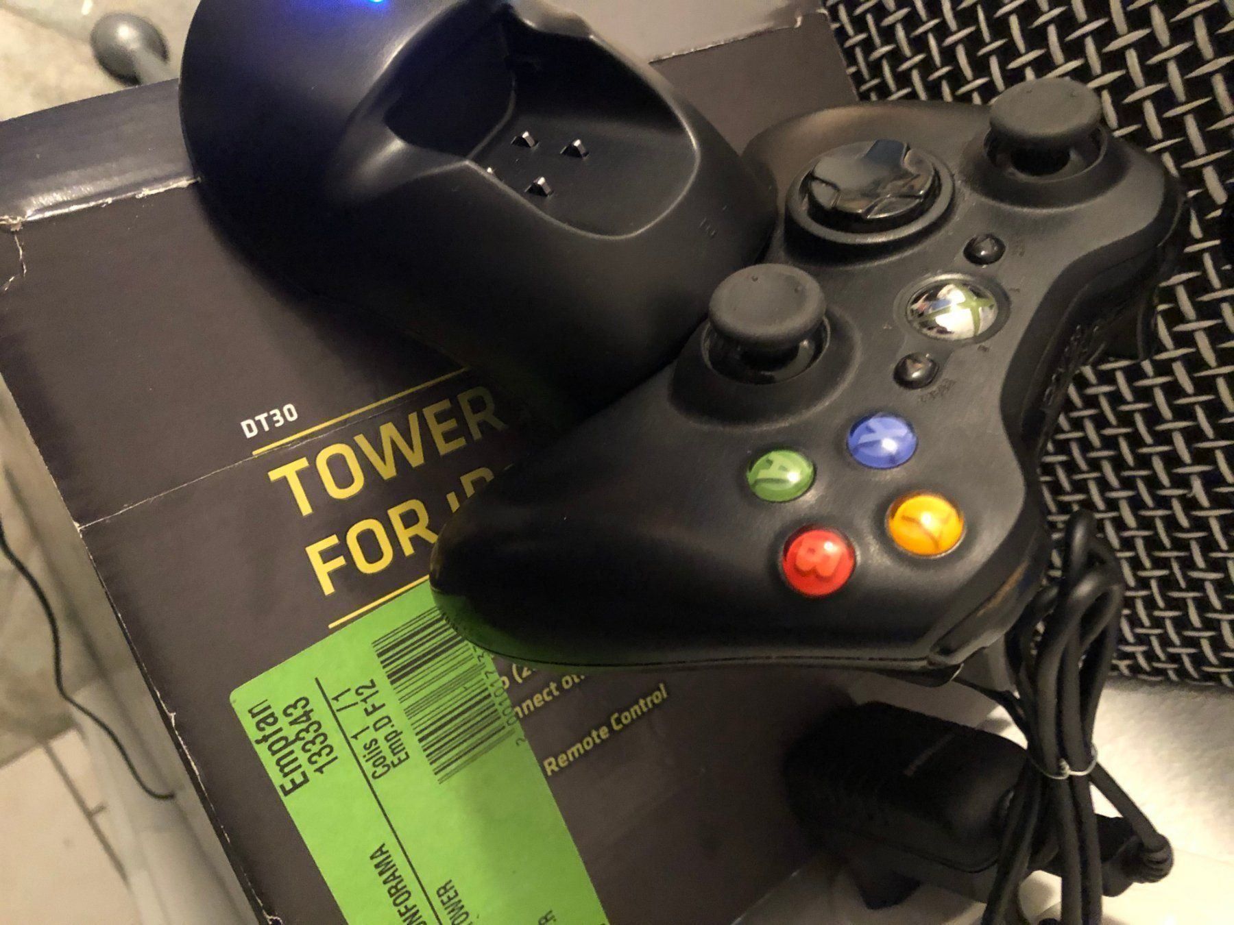 Microsoft Adattatori & Cavi: Xbox 360 Ladestation – Usato da Arisdorf venduto da comestibles 1