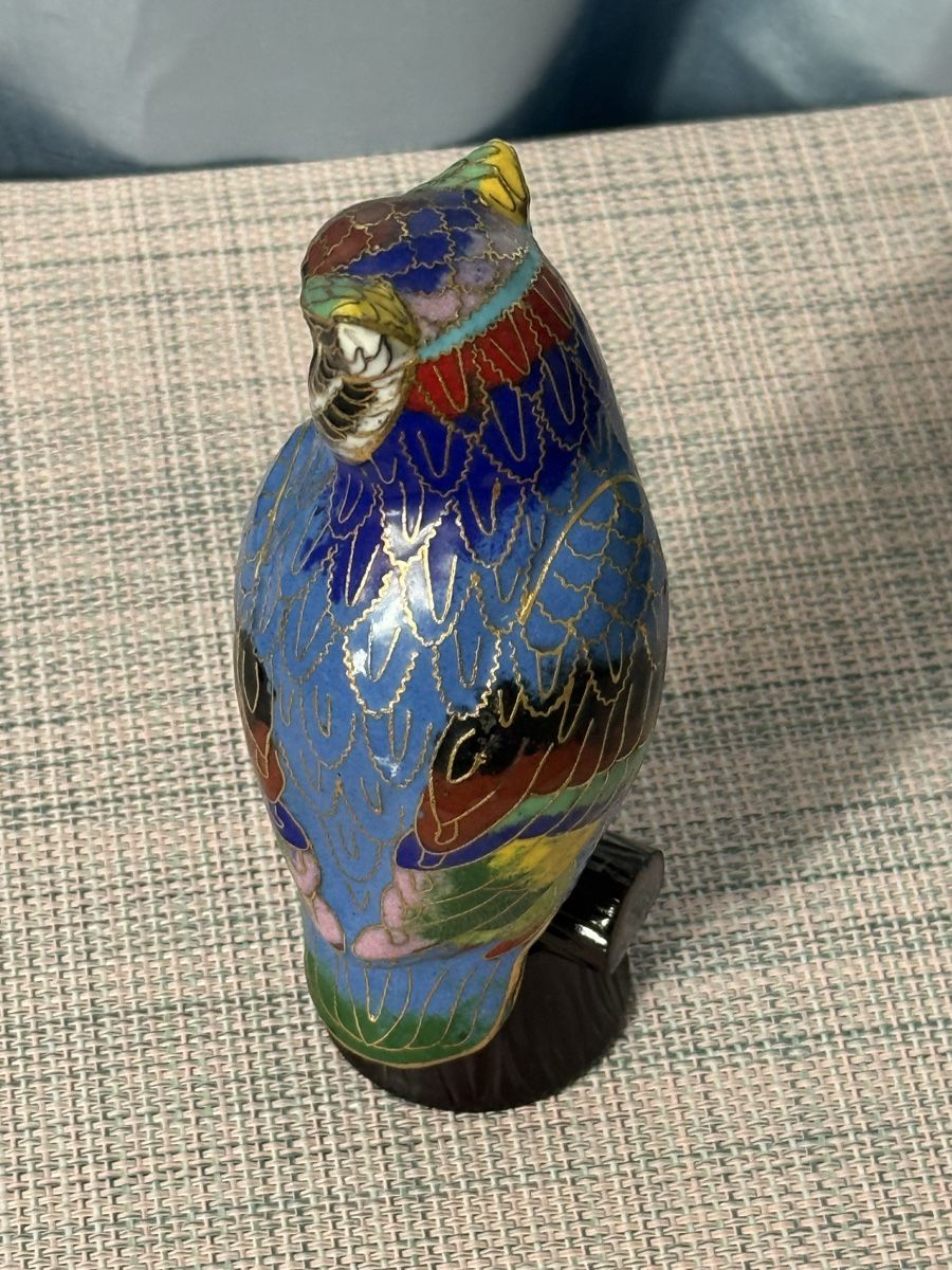 Statuette: Cloisonné Eule auf Holzsockel, China, 17 cm – Usato da Grenchen venduto da swiss.antiques 4