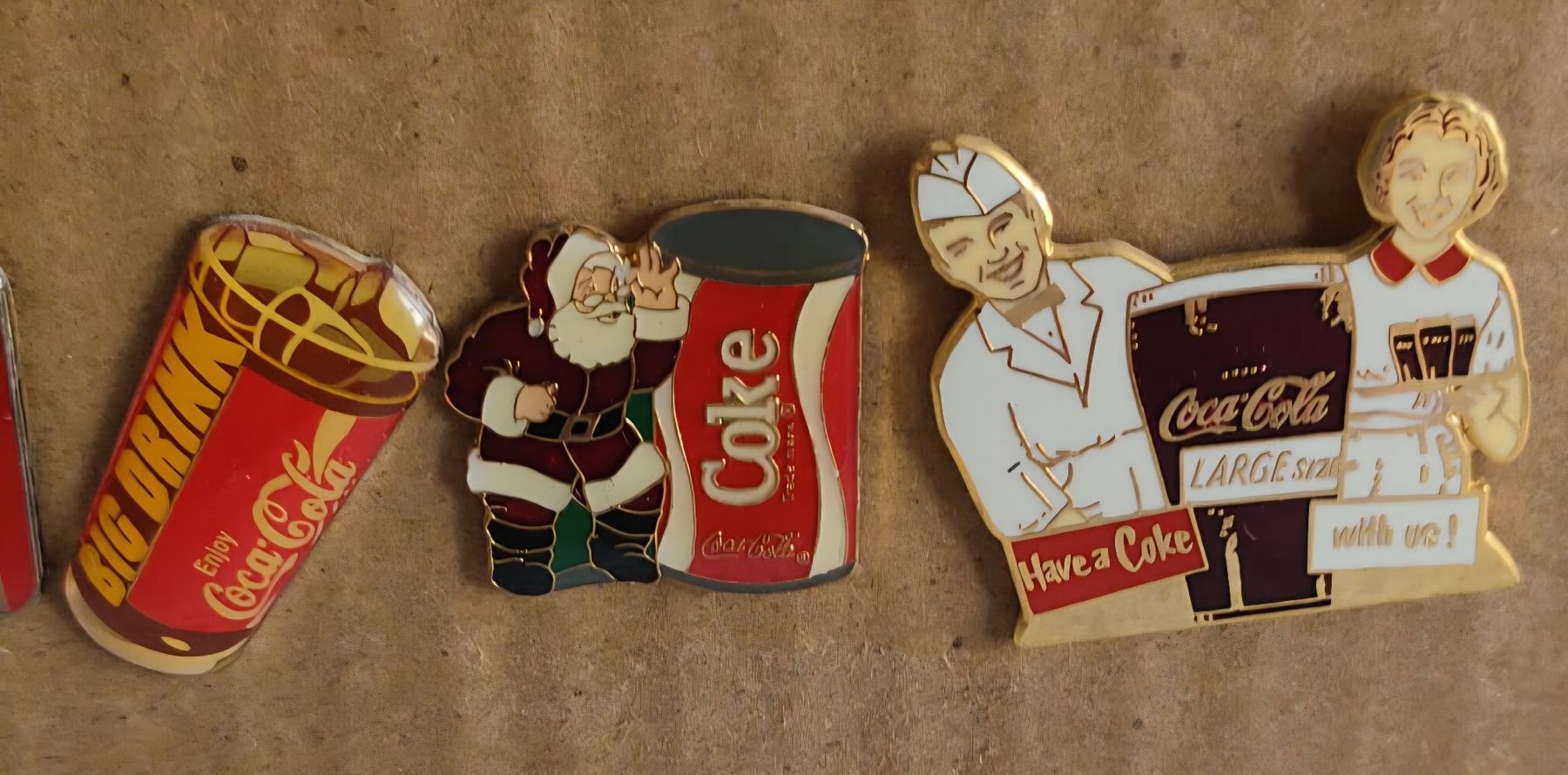 Coca-Cola Plaketten & Abzeichen: 9 Coca Cola Pins – Gebraucht aus Luzern von Luzern_Energy 1