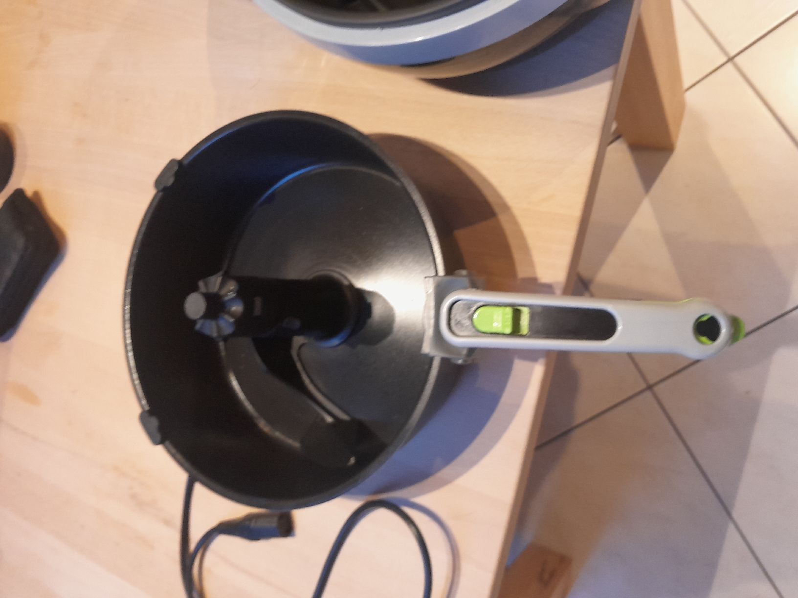 Tefal Elettrodomestici da cucina: Heissluftfriteuse – Usato da Inkwil venduto da seebilick 3