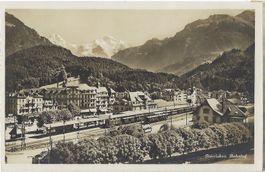 Jnterlaken.  Bahnhof