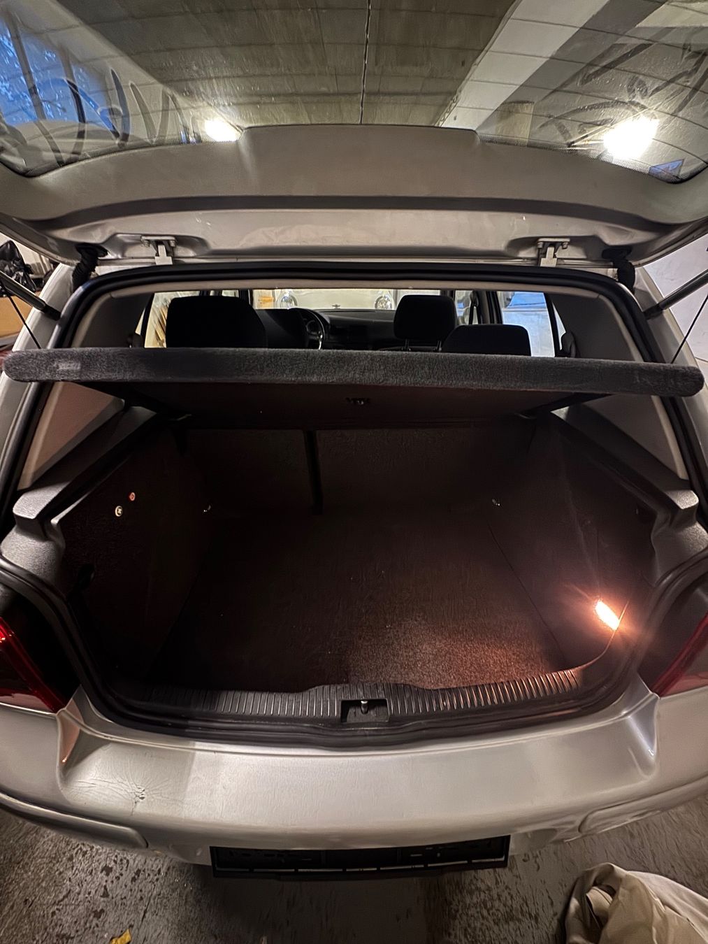 VW Automobili: Vw Golf 4 – Difettoso da Biel/Bienne venduto da mom_mc6b 9