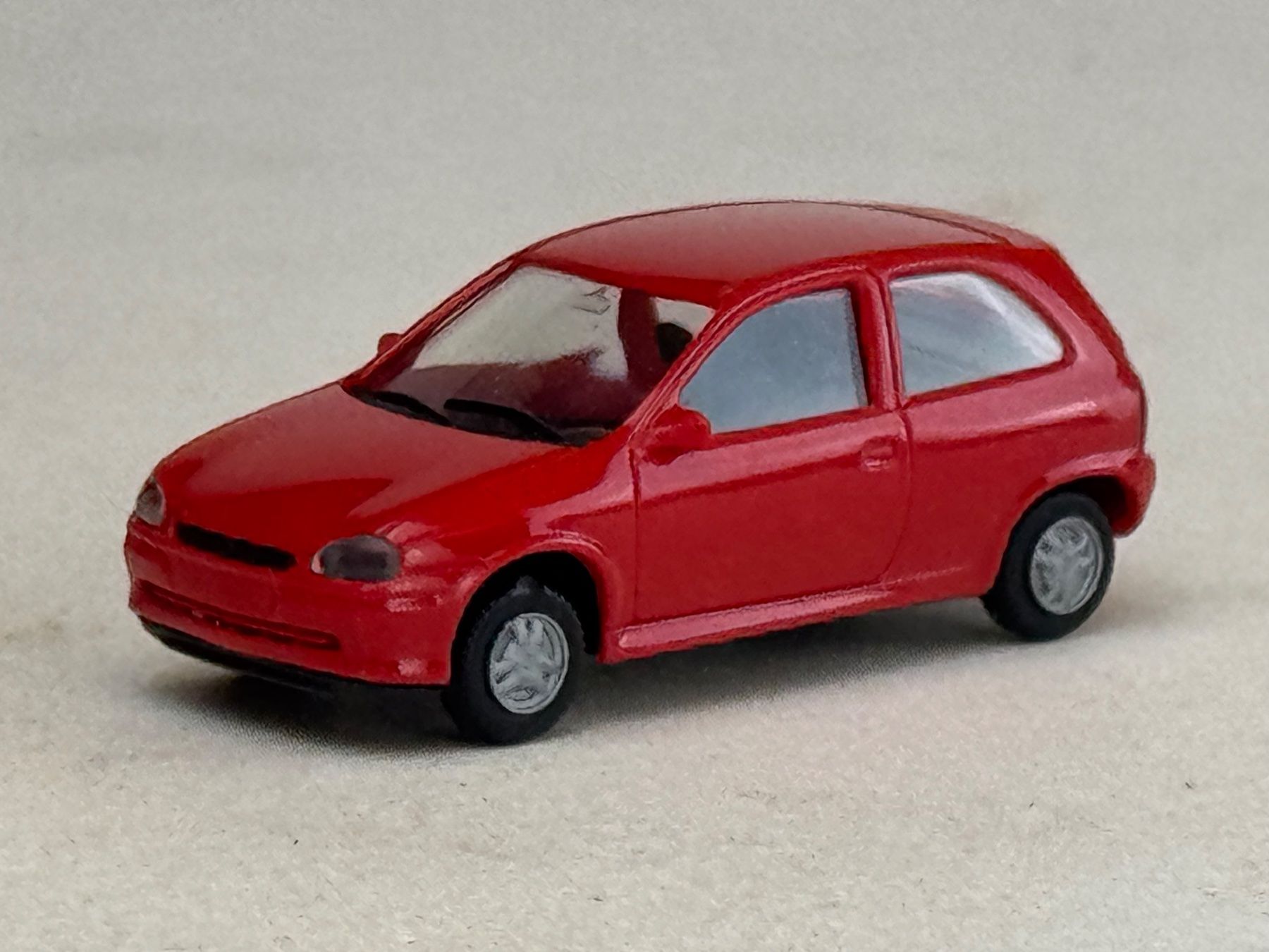 Praliné Modellautos: VE1- Herpa Opel Corsa rot – Gebraucht aus Elm von Wikmtz