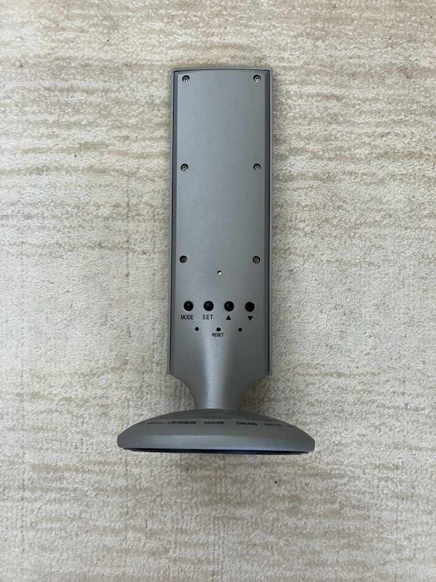 Orologi da terra & Orologi da parete: Metall Thermometer Weltzeit Uhr mit Weckfunktion – Usato da Reinach BL venduto da Habup80 3