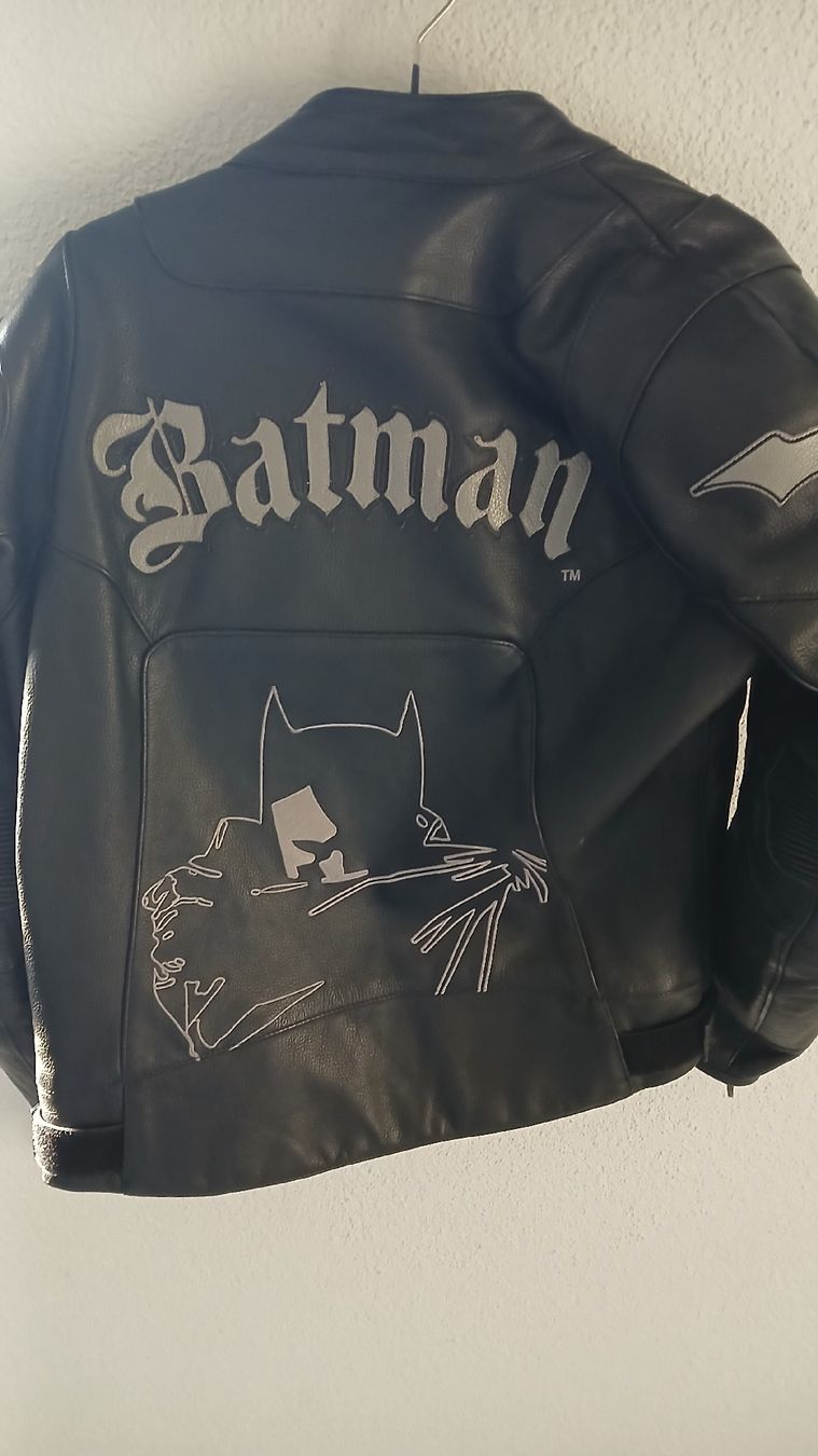 Jacken: Motorrad Jacke Batman Style – Neu (gemäss Beschreibung) aus Schwarzenberg LU von mai_cyk6 3