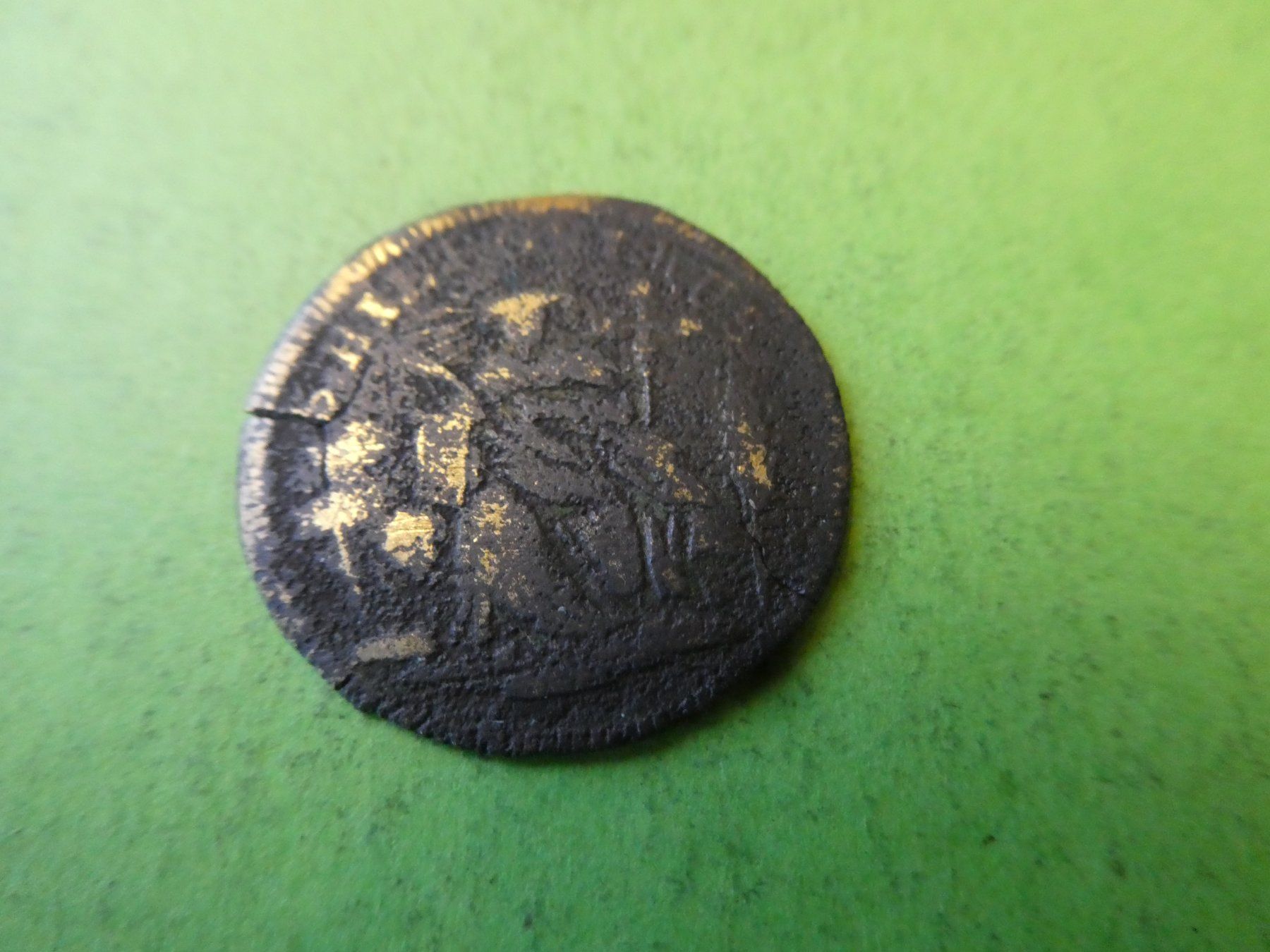 Alle Münzen: uralter Jeton/Spielmünze 24 mm – Gebraucht aus Hinterforst von Rohusri