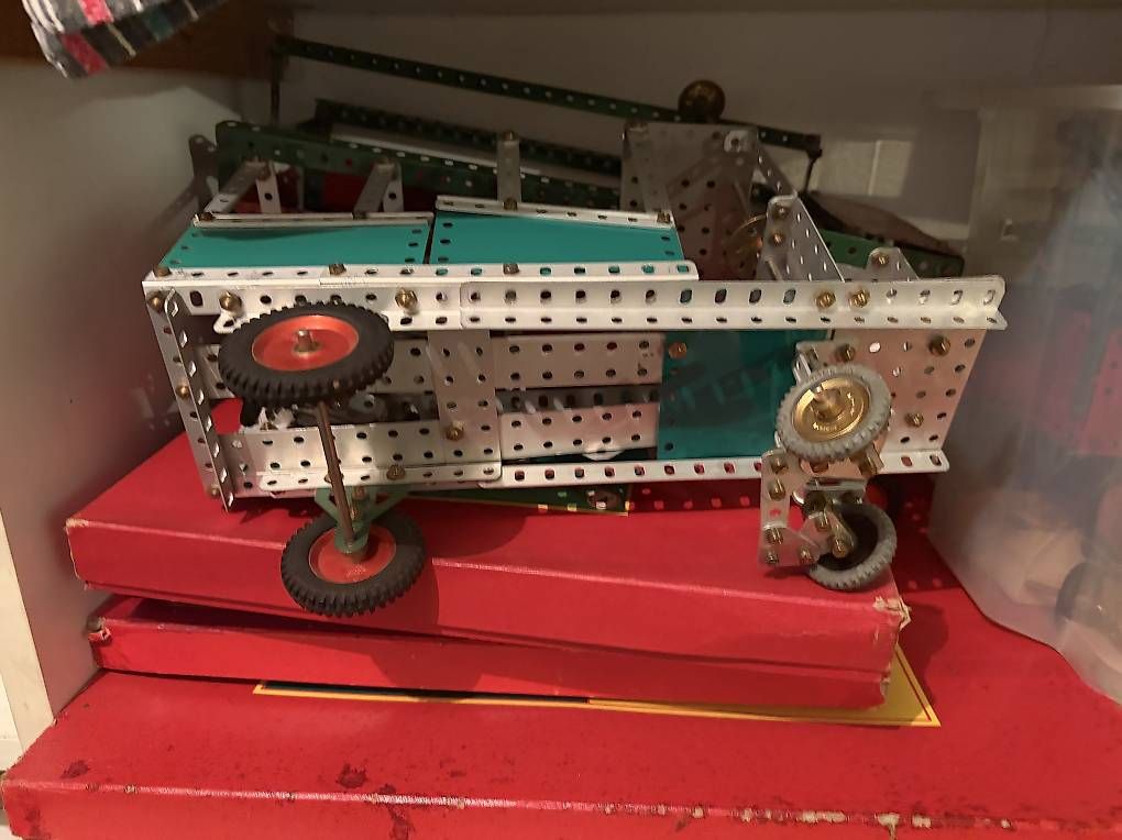 Baukästen: Meccano Bauteile – Gebraucht aus Heimberg von Blackwitch