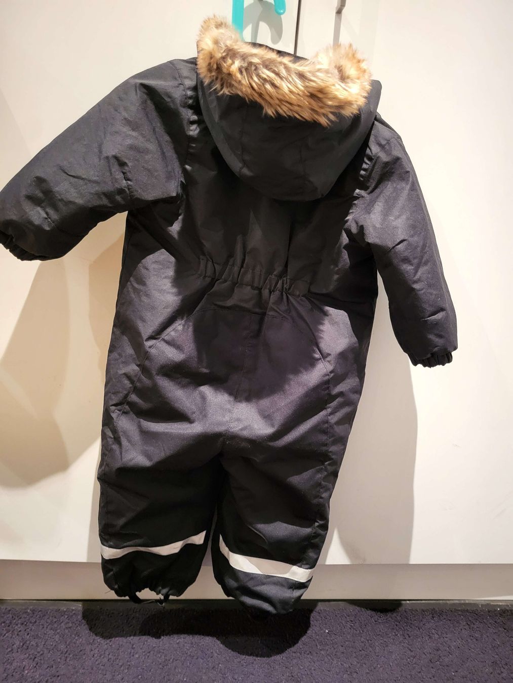 H&M Anzüge: H&M Winteroverall schwarz Grösse 86 – Gebraucht aus Rottenschwil von stejung 4