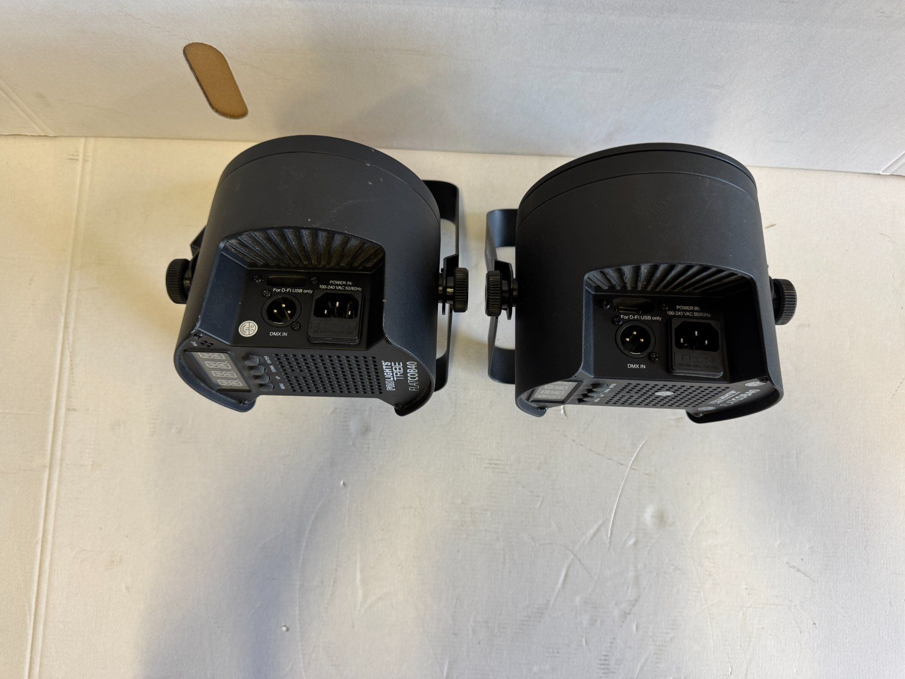 Lampade: 2x Pro Light FlatCOB40 Scheinwerfer (L697) – Difettoso da Däniken SO venduto da Profog1 6