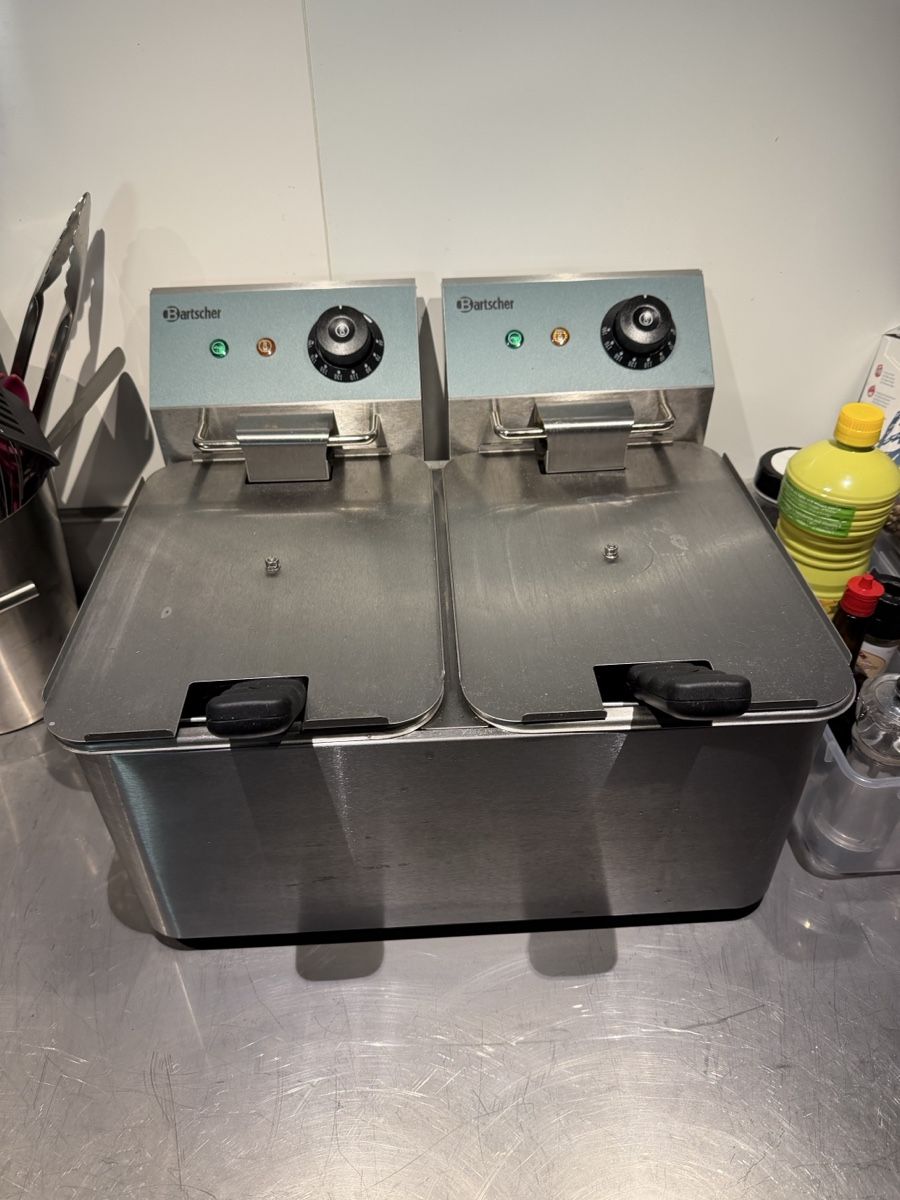 Bartscher Komplettküchen: Friteuse doublé professionnel  – Neu (gemäss Beschreibung) aus Villeret von JojololoX9