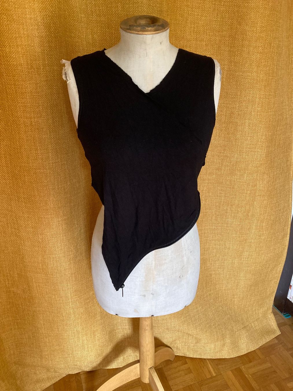 Kleiderpakete: ensemble original de styliste jupe et haut – Gebraucht aus Ardon von hel_2sxp 3