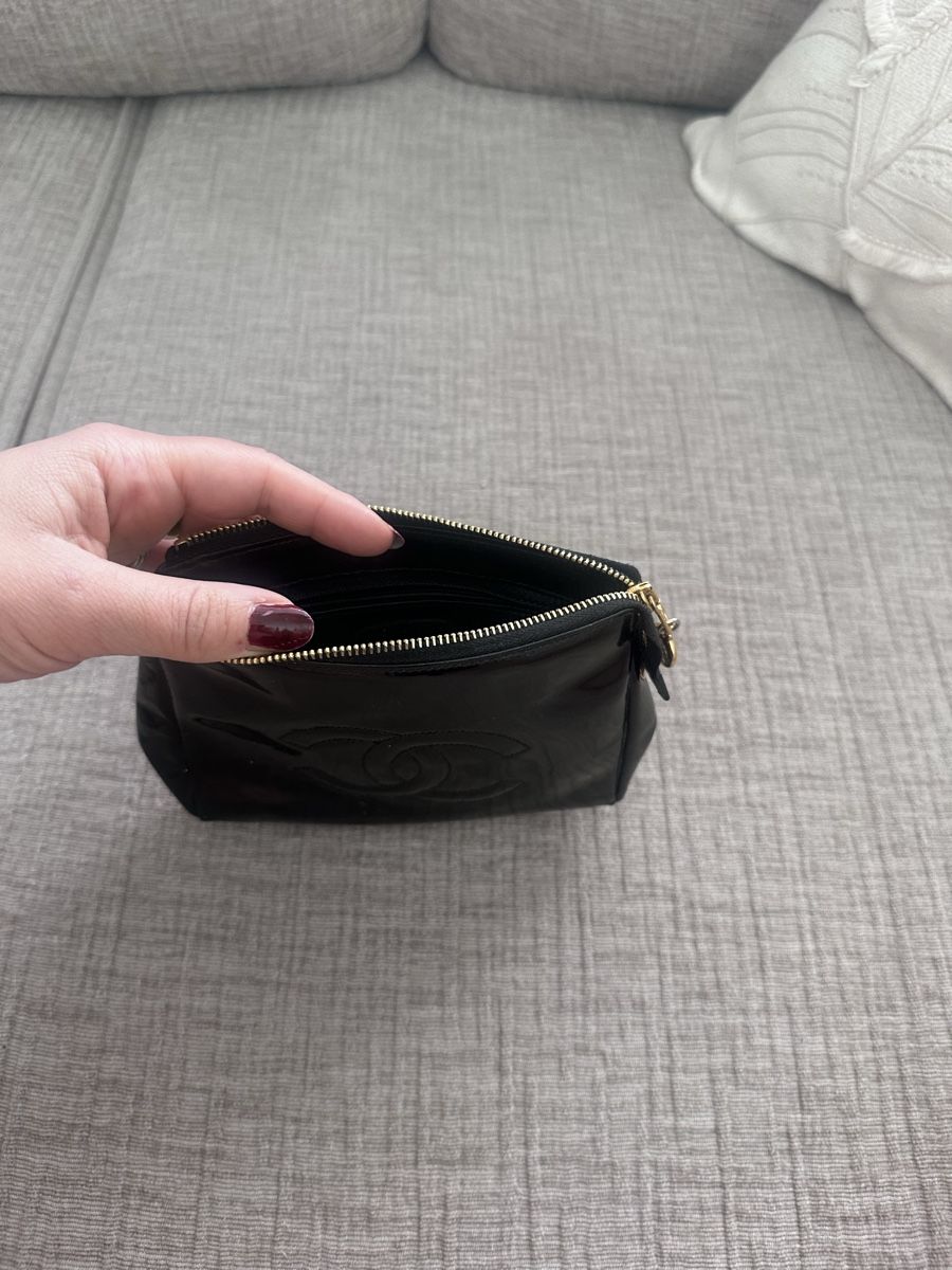 Chanel Custodie per cosmetici: Chanel Kosmetiktasche Lackleder vintage – Usato da Zürich venduto da millaiana 1