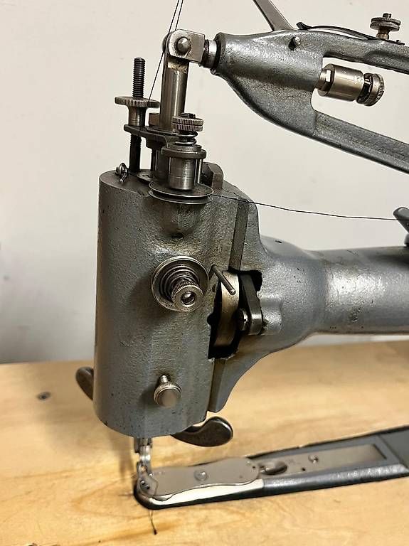Macchine da cucire: Industrienähmaschine SINGER – Usato da Zuckenriet venduto da Bankiva 1