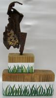 Skulptur Holz, Eisen und Blattgold Signiert: U. Hofer 03