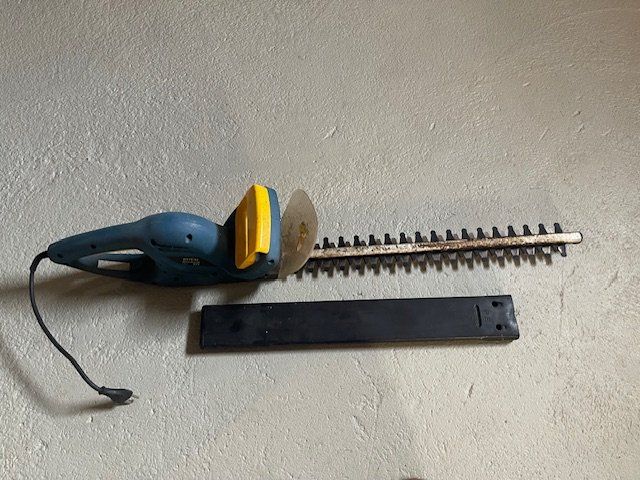 Einhell Tutti gli attrezzi: Royal Heckenschere 551 – Usato da Wilen (Sarnen) venduto da Corado 3