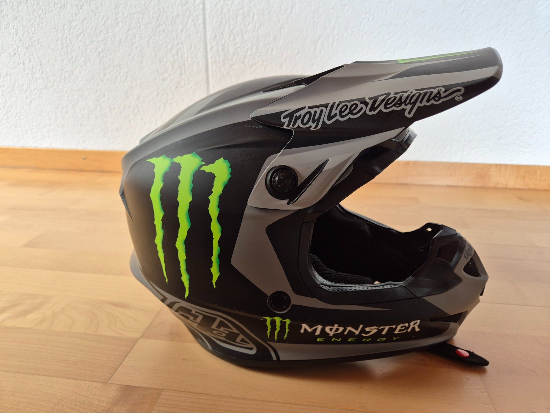 Caschi & visiere: Helm Troy Lee Monster – Usato da Wangenried venduto da Rotu64 1