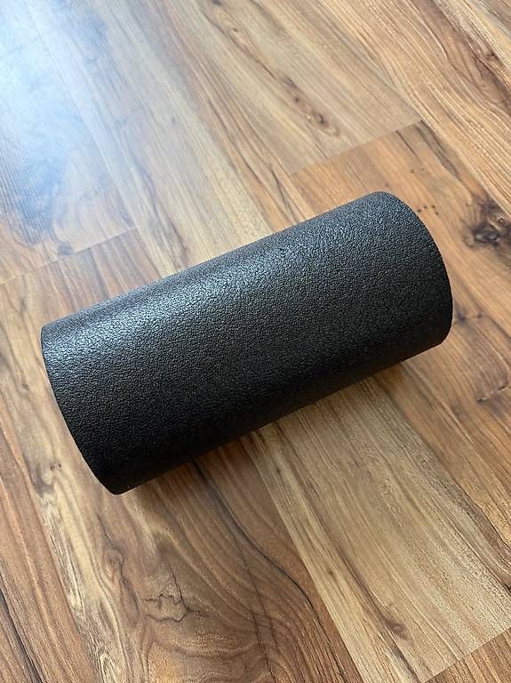 Blackroll Dispositivi per massaggi: BLACKROLL Faszienrolle  Schwarz – Usato da Zürich venduto da My_little_boutique 1