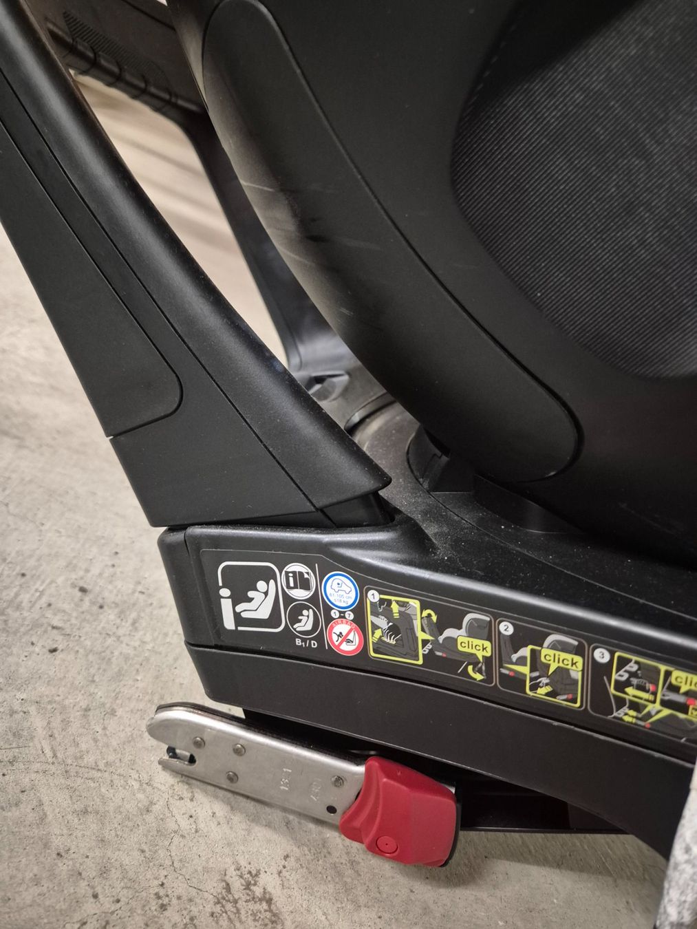 Britax Römer Seggiolini per auto: Britax Römer M i-Size – Usato da Einsiedeln venduto da M.Aurel 2
