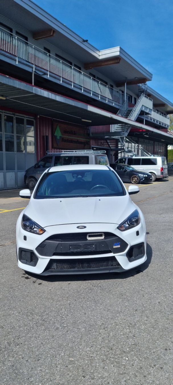 Ford Automobili: Ford Focus Rs Mk3 – Usato da Kaltbrunn venduto da Andrinmue 3