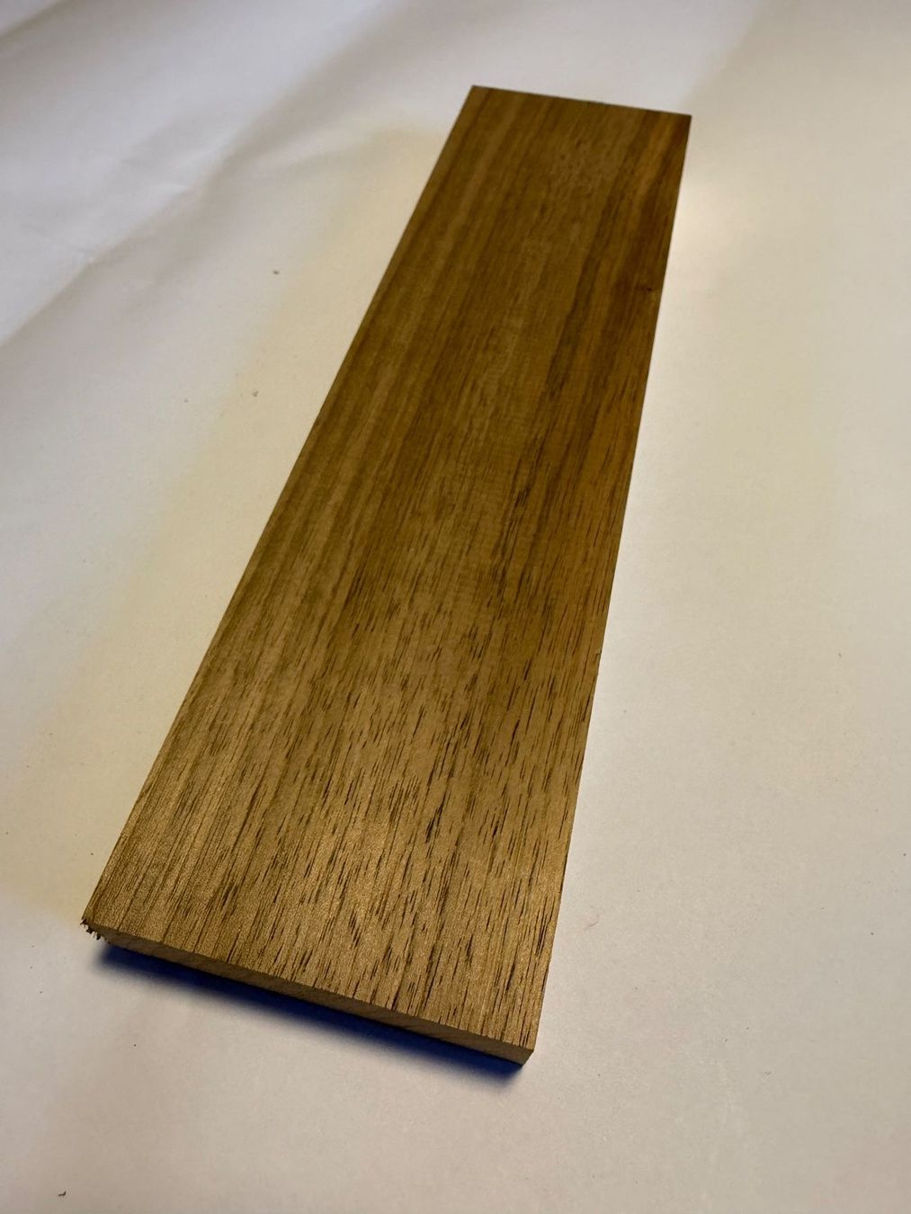 Articoli in legno: Nussbaumbrett Holzbrett gehobelt – Nuovo e nell'imballaggio originale da Holziken venduto da Timbergrizzly 1