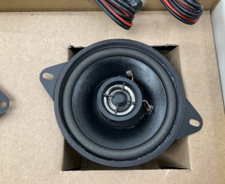 Casse acustiche: 2 neue Audi Einbaulautsprecher. – Nuovo e nell'imballaggio originale da Buchs SG venduto da sem_vd5r 1