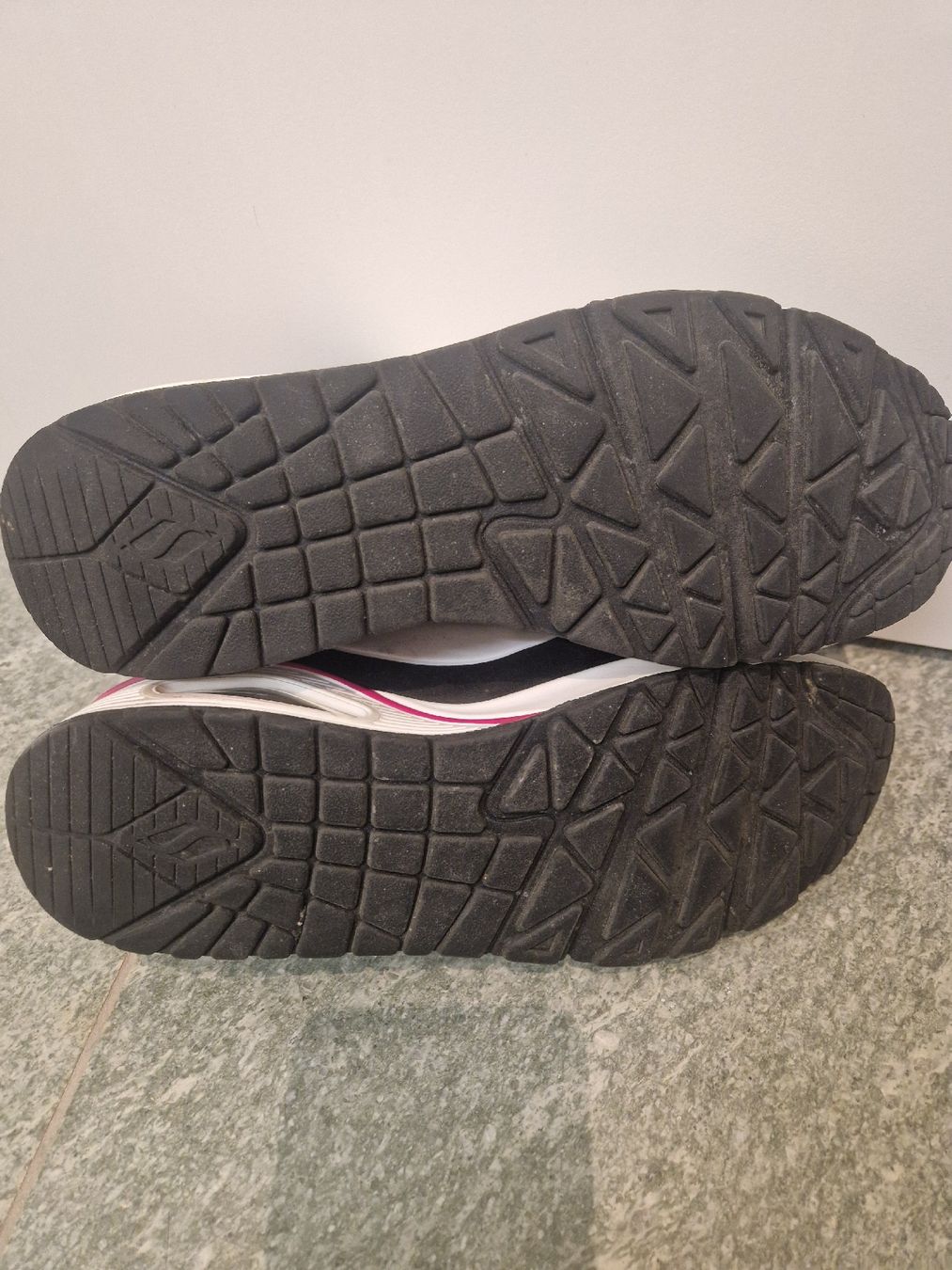 Skechers Scarpe da donna: Skechers Turnschuhe – Usato da Glattfelden venduto da Ivana5288 3