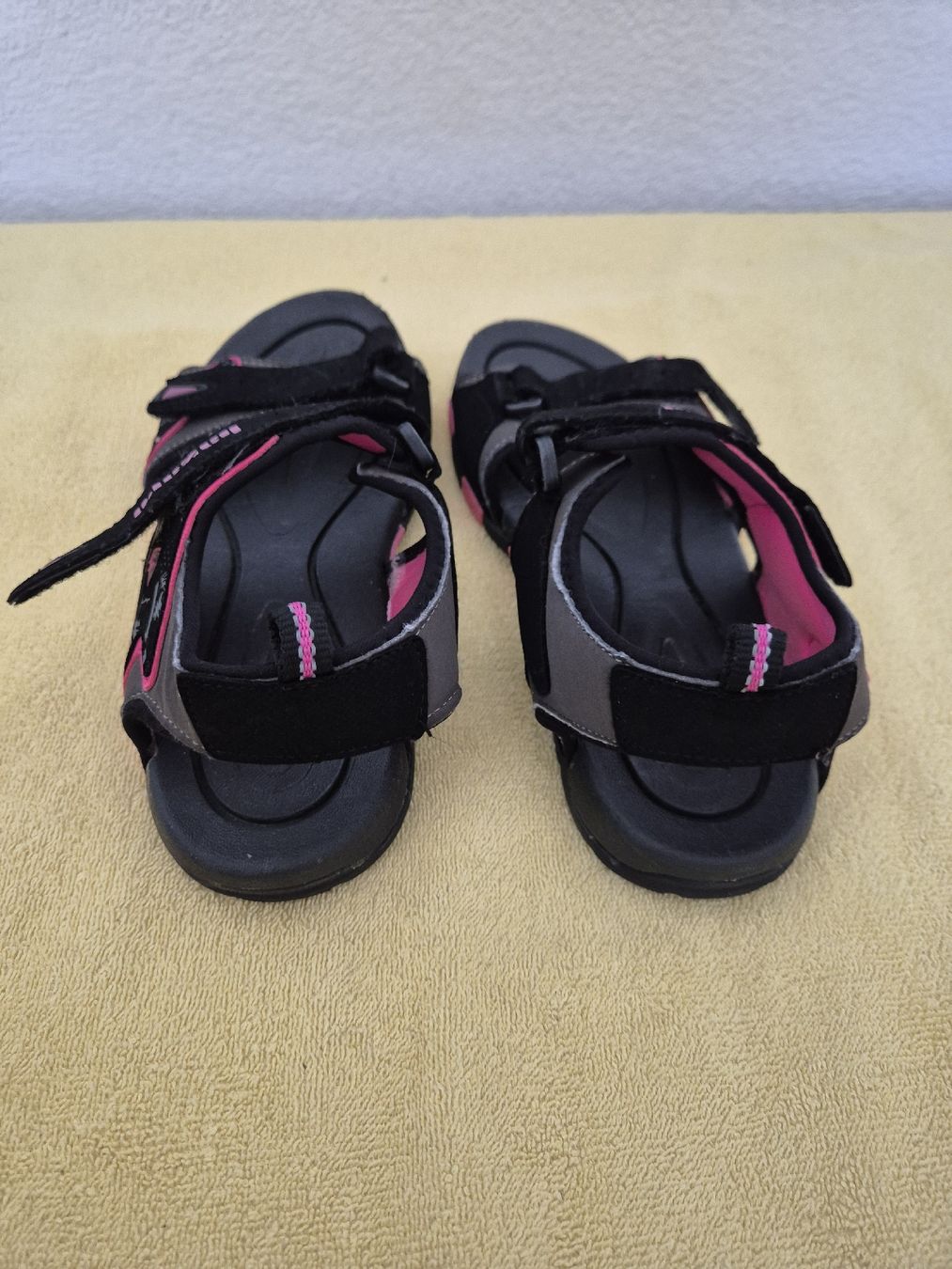 Scarpe da donna: Sandalen – Usato da Hörhausen venduto da Nuage81 1