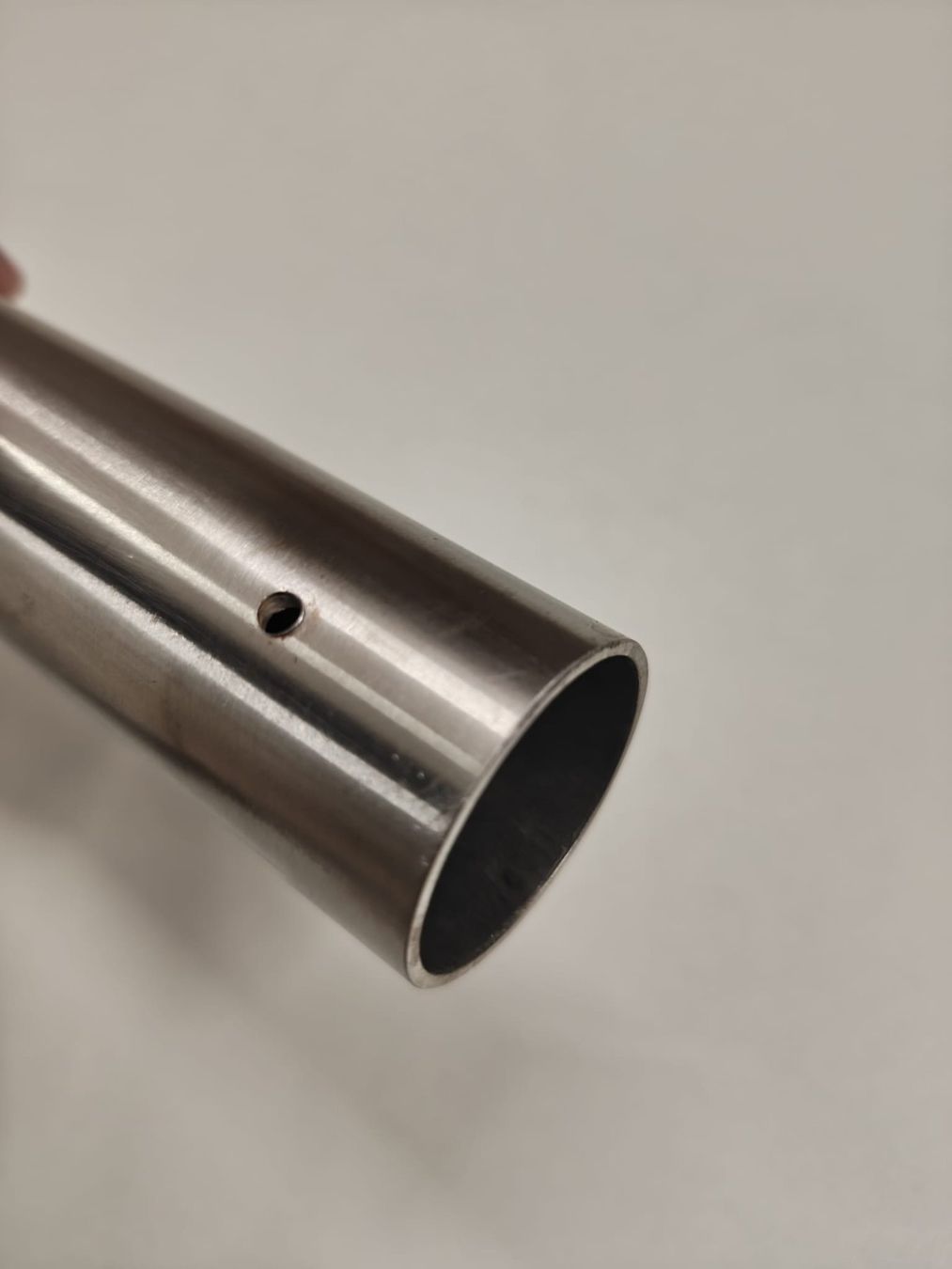 Profilati: Edelstahl Inox Rohre Rohmaterial – Usato da Hünenberg venduto da Papa50 4
