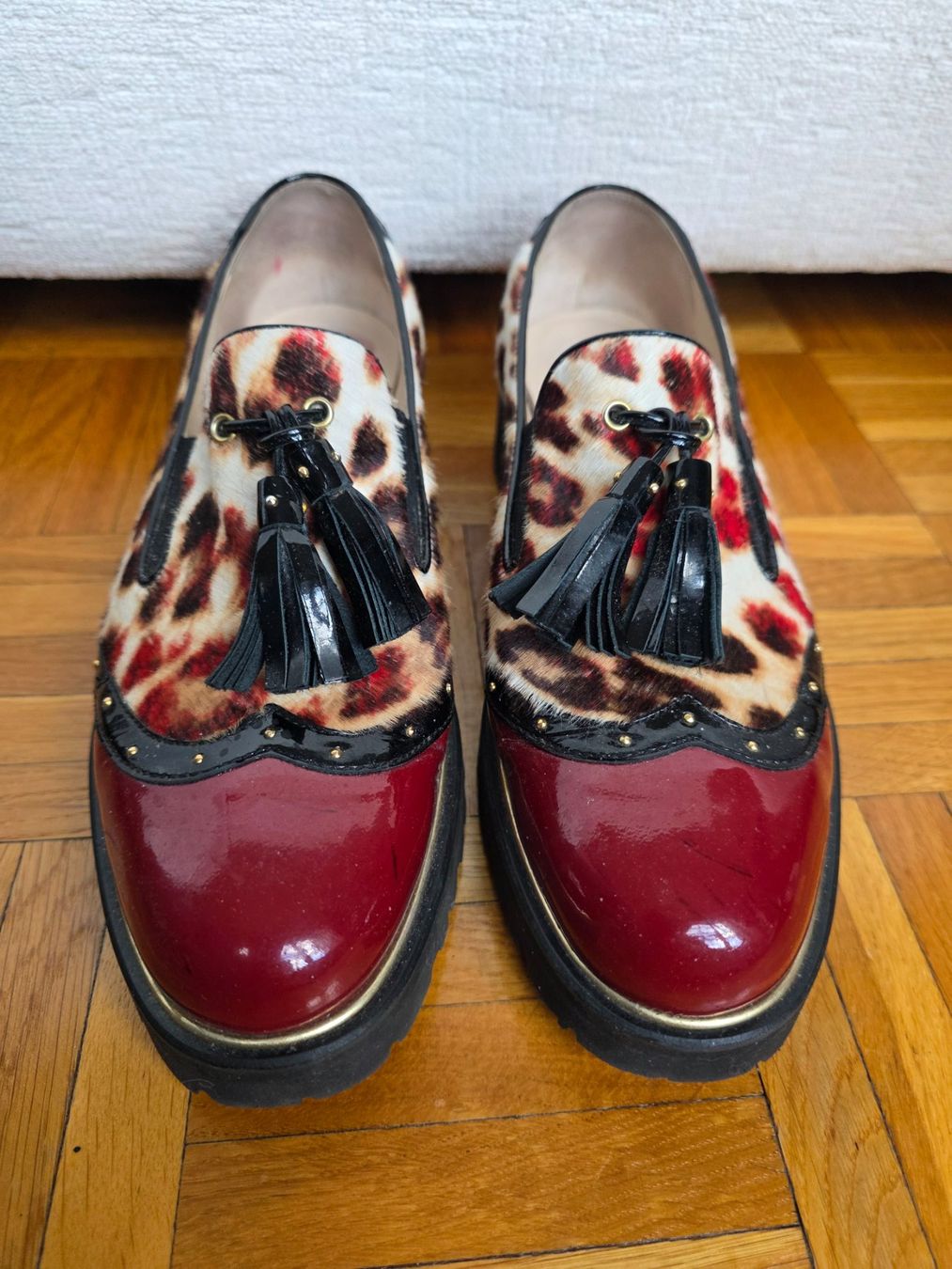 Scarpe da donna: Chaussures originales léopard bordeaux – Usato da Vevey venduto da Renka2011