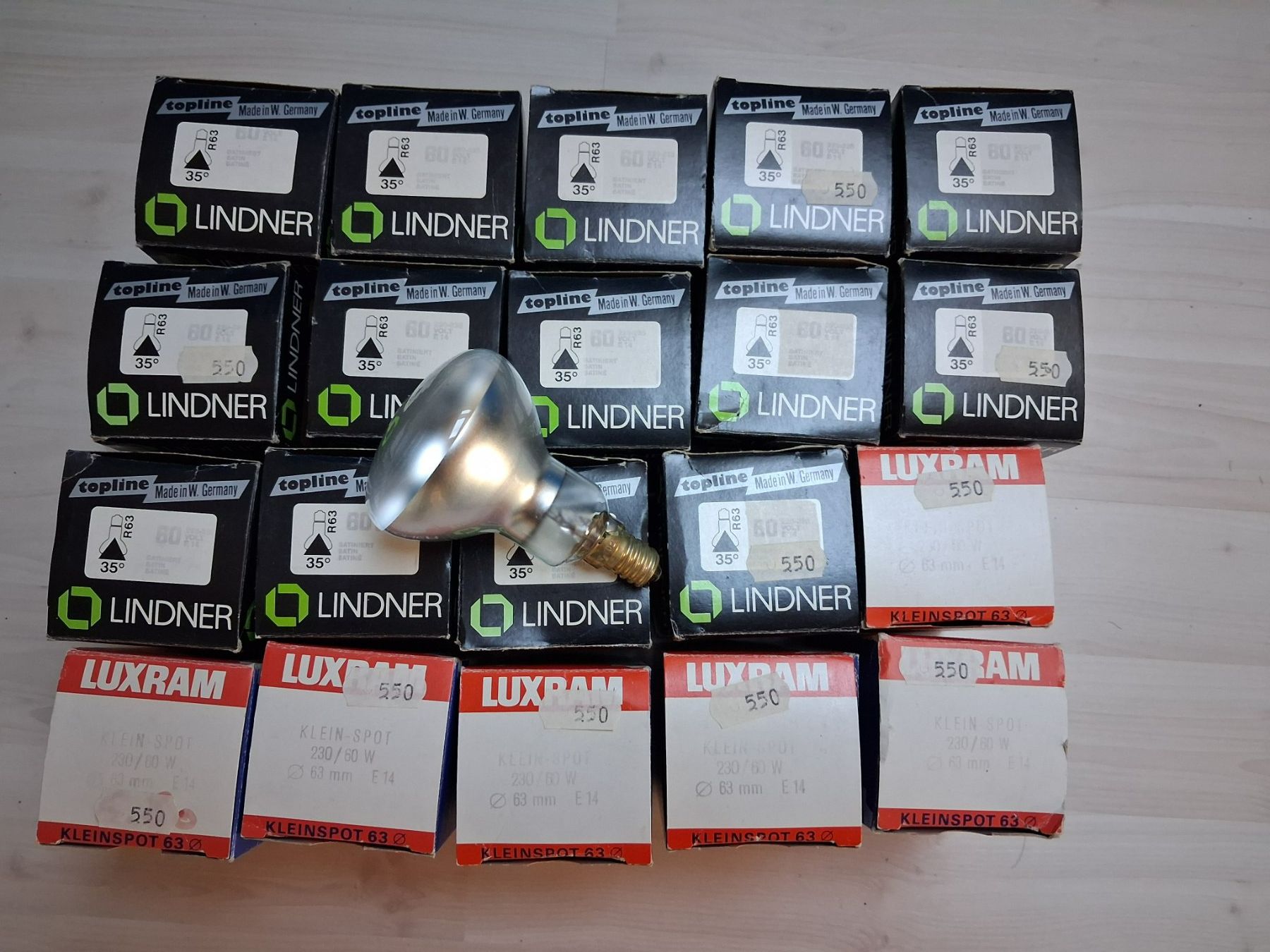 Lampes: 20 X SPOTLIGHT E 14    60 WATT   R63 – Neuf avec emballage d'origine à langnau par Santos1411