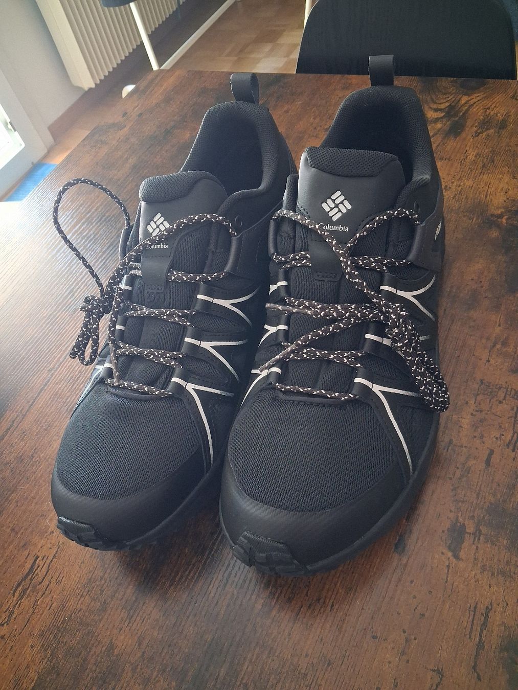 Columbia Scarpe da uomo: Wander / Trekkingschuhe Grösse 46 – Nuovo (secondo la descrizione) da Neuhausen am Rheinfall venduto da Shine7878 1