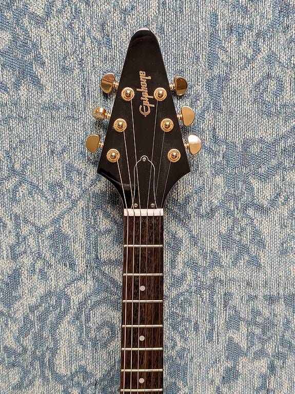 Epiphone Instruments de musique: Epiphone Korina Flying V – D'occasion à Richterswil par dan_c6pz 3