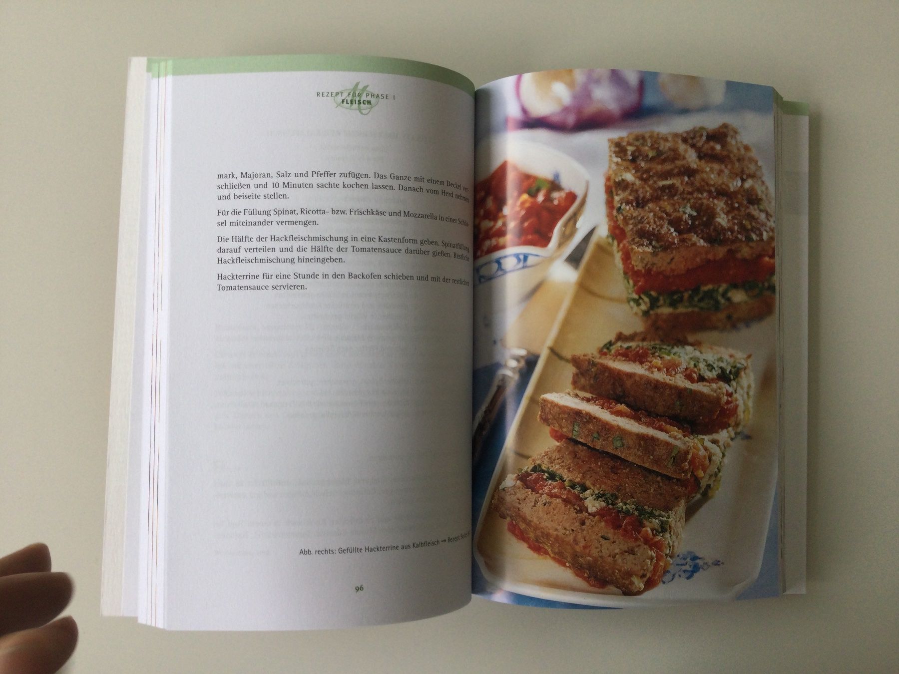 Libri: Kochbuch "Kochen, essen und dabei abnehmen" Montignac – Usato da Rüfenach AG venduto da Hel_rrz6 2