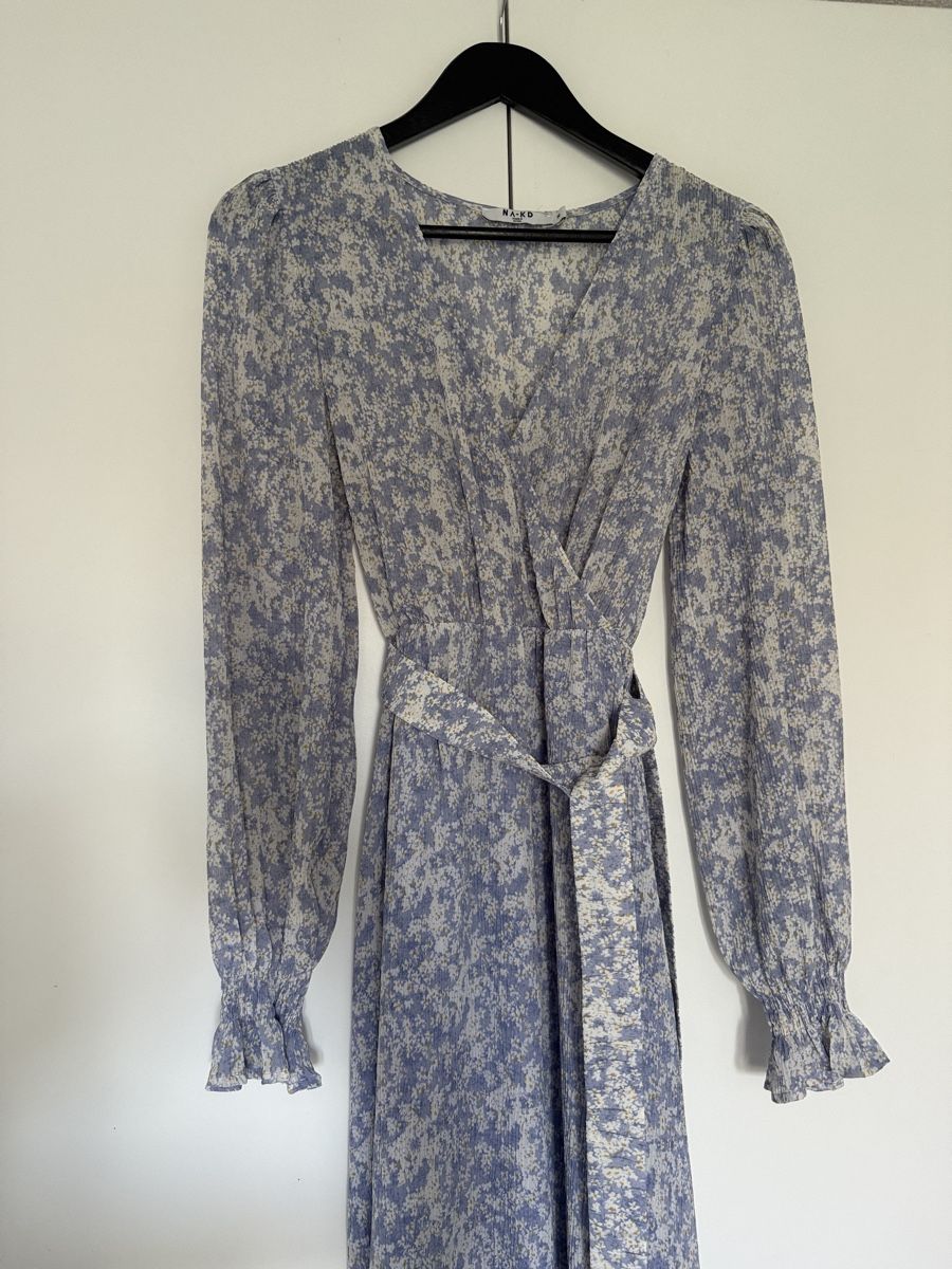 Na-kd Robes: NA-KD maxi kleid, Neu S – Neuf (Voir description) à Gümligen par kleiderschrankbe6 3