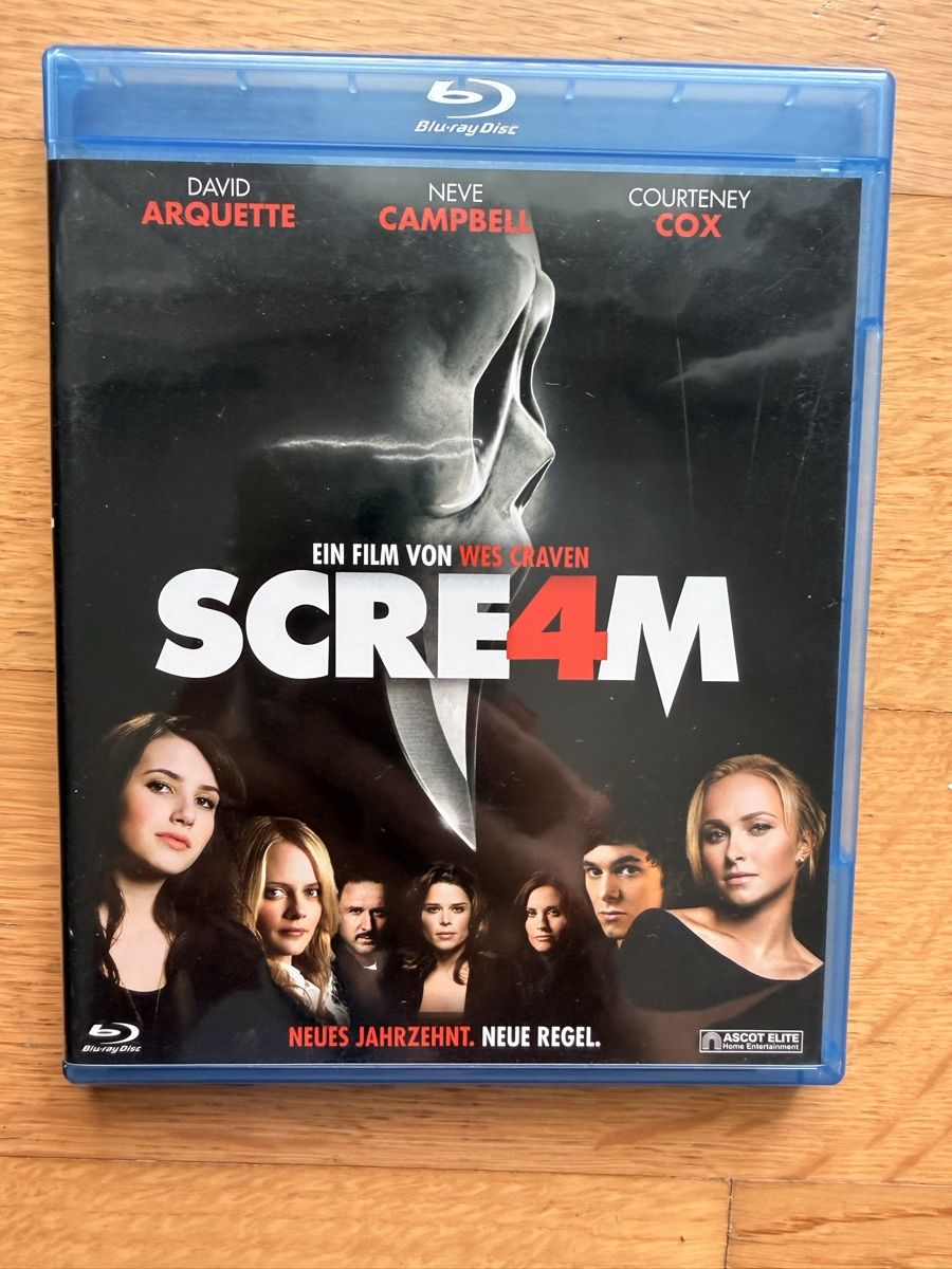 Tutti i DVDs: Scream 4 - Blu-ray – Usato da Kölliken venduto da nerdorado