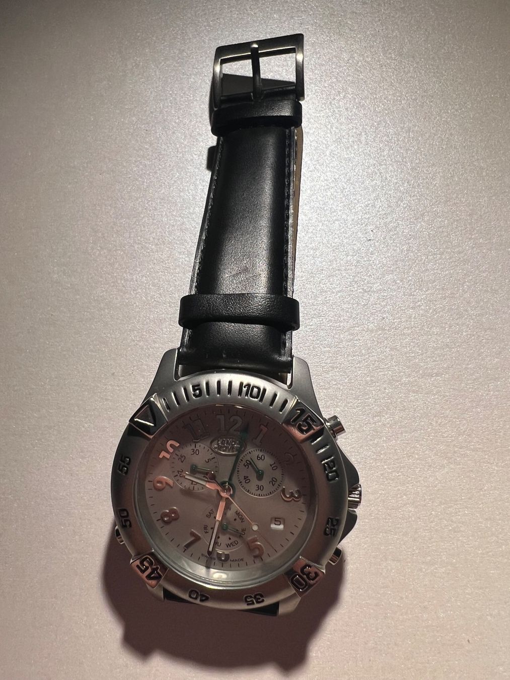 Orologi: Land Rover Uhr Neuwertig – Usato da Hunzenschwil venduto da Al-Bee-01 2