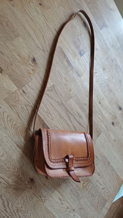 Kleine Ledertasche