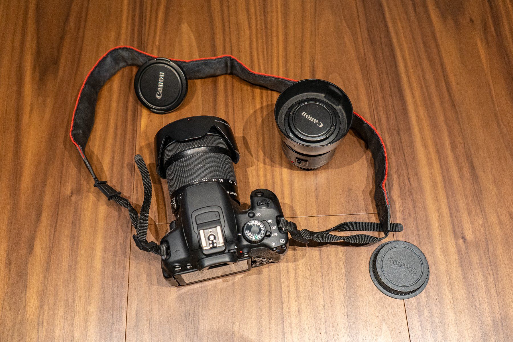 Canon Fotocamera: Canon EOS 650D (mit Mängel) + 2 Objektive – Difettoso da Bern venduto da Rickmond 1