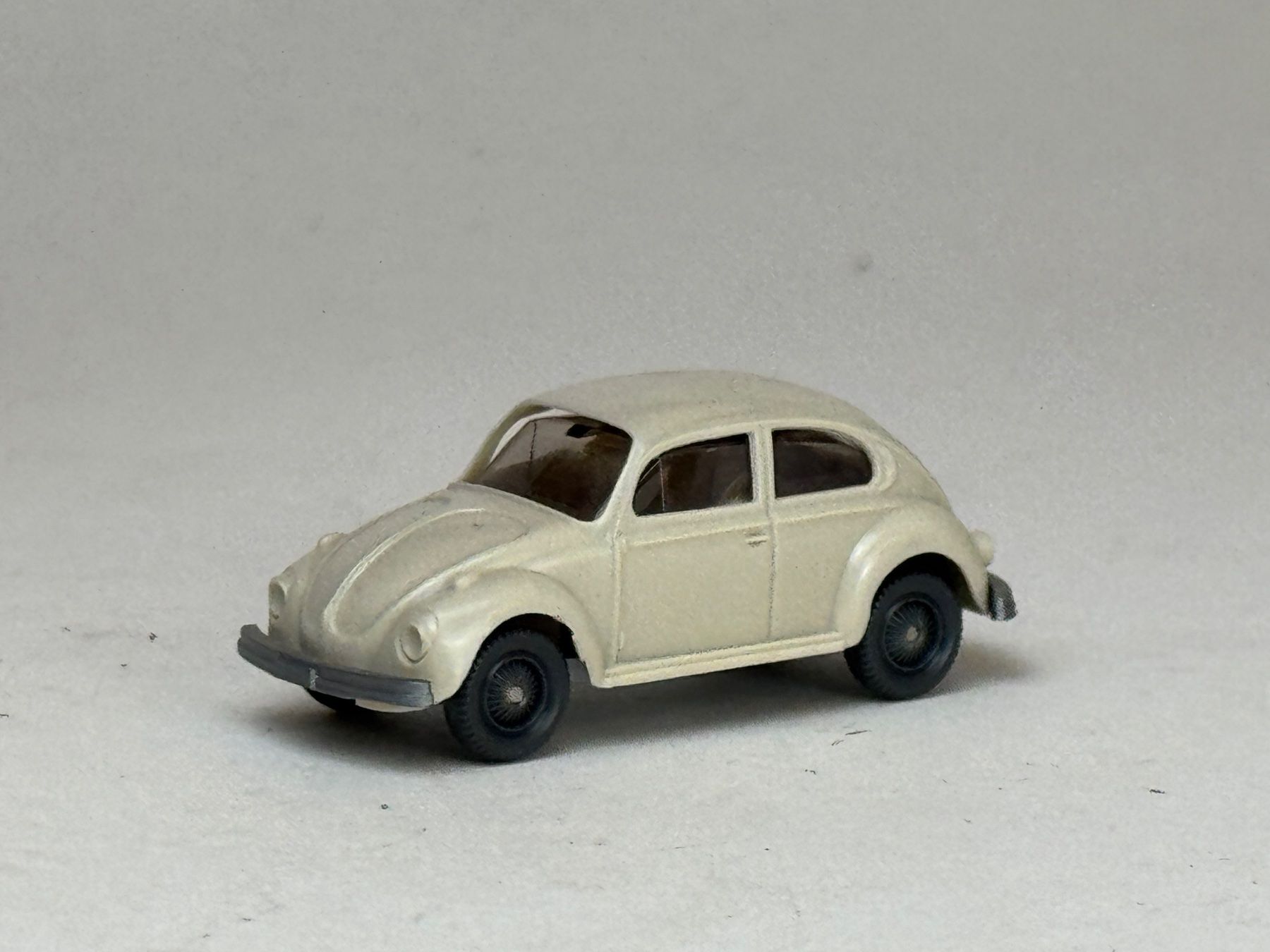 Wiking Modellini d'auto: GB- Wiking VW Käfer 1303 grauweiss – Usato da Elm venduto da Wikmtz