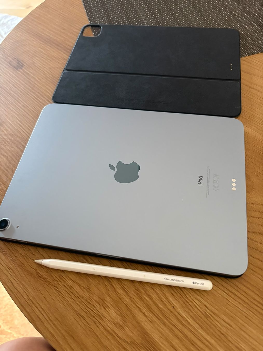 Apple Tablet PC: i Pad Air 4.Generation – Gebraucht aus Uznach von songoku759 5