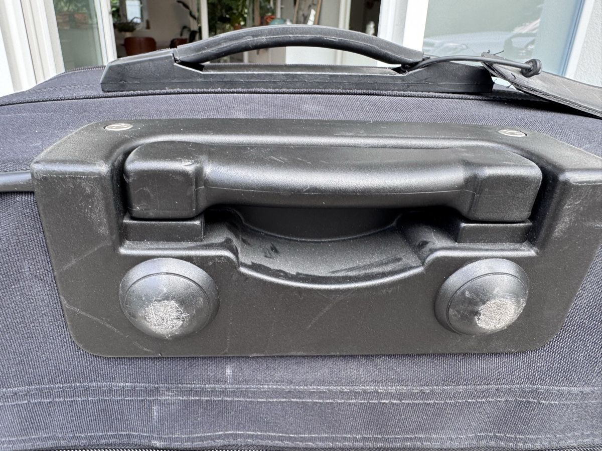 Valises de voyage: Grosser Rollkoffer – D'occasion à Niederbüren par Oetschli 5
