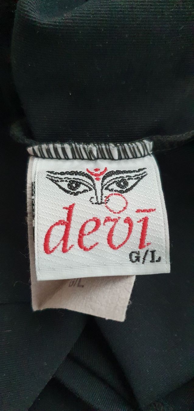 Top: Top formend Marke Devi dehnbar Gr. S – Usato da Stansstad venduto da InStyle8 4