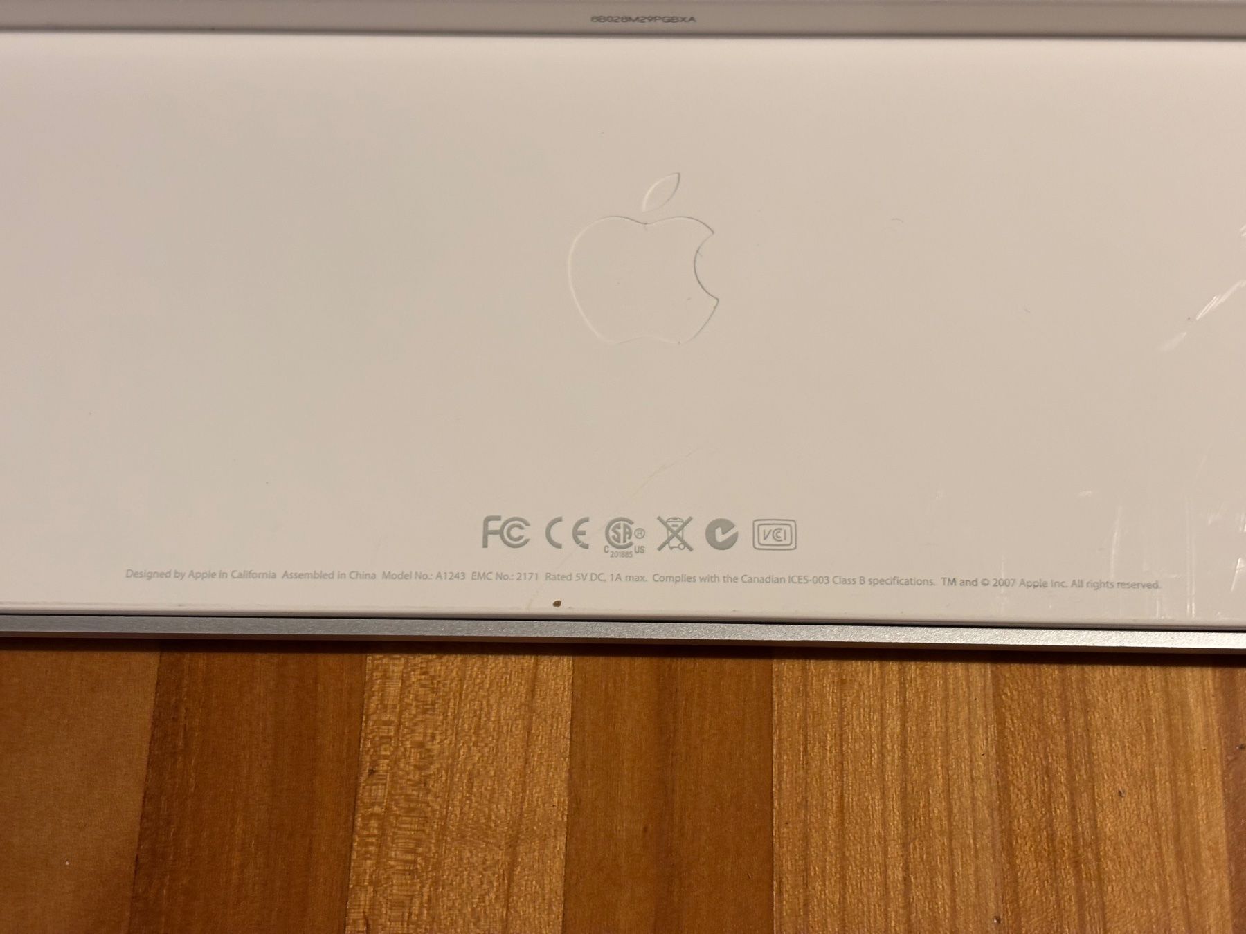 Apple Tastiere: Apple original Tastatur - kabelgebunden USB – Usato da Winterthur venduto da JAKU.SPACE 5