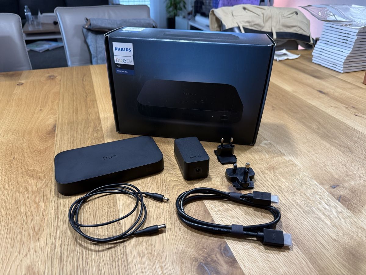 Philips Heimkino: Philips Hue HDMI Sync Box 4K HDR – Gebraucht aus Wallisellen von FabianB