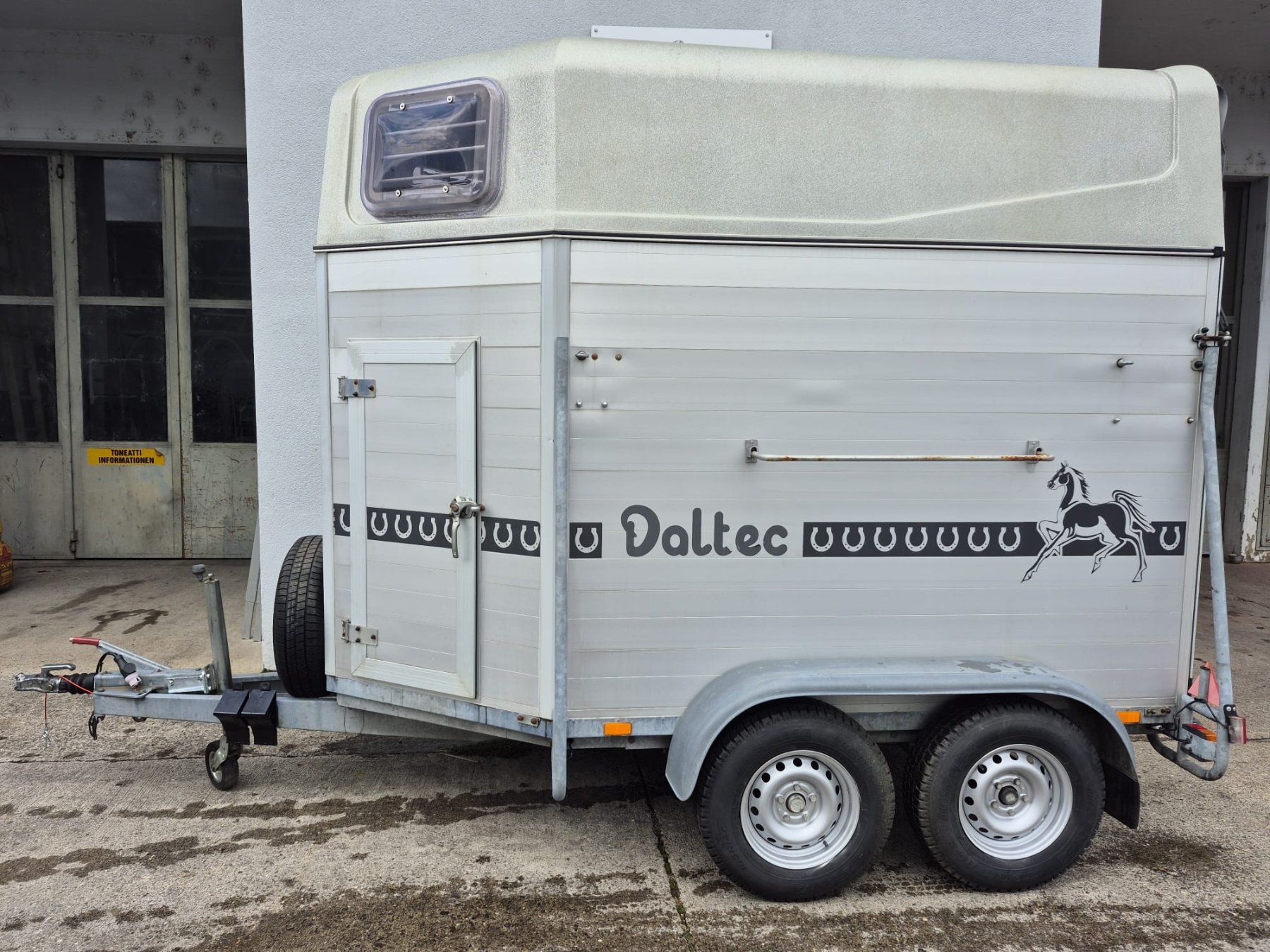 Daltec Rimorchi: Pferdeanhänger Daltec Cargo 2 – Usato da Jona venduto da LMB-Maschinen
