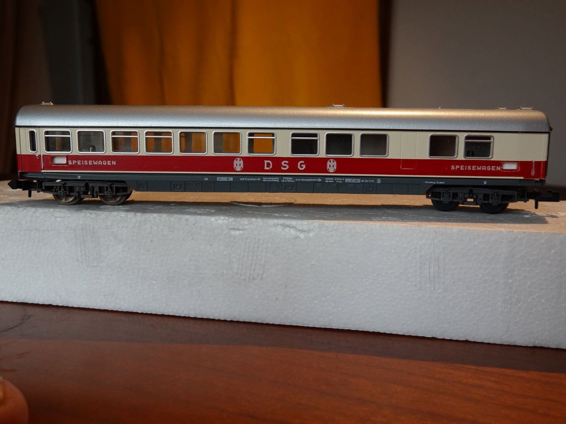 Modellini di ferrovie: MINITRIX SPEISEWAGEN DSG, 3101,  RAR – Nuovo (secondo la descrizione) da Eschenbach SG venduto da eDaisy