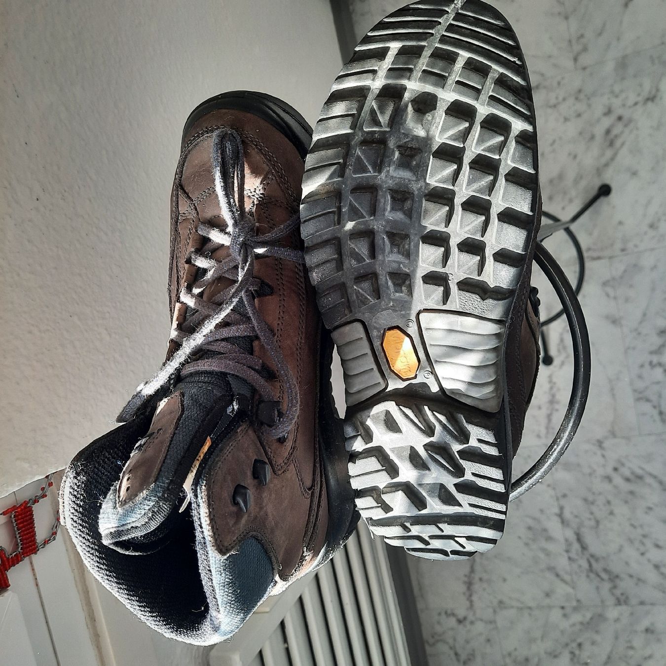 Lowa Scarpe da uomo: LOWA WANDERSCHUHE, GR. 37,5 – Usato da Hinwil venduto da Wuschi40 7