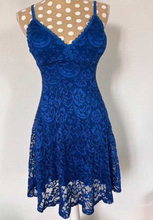 Elegantes blaues Spitzenkleid Cocktailkleid – Gr. S
